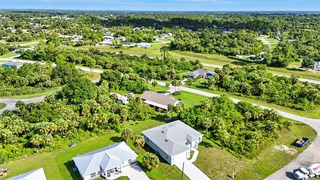 5006 pike ln, La Belle, FL 33935