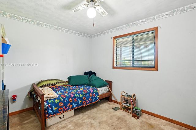 5006 pike ln, La Belle, FL 33935