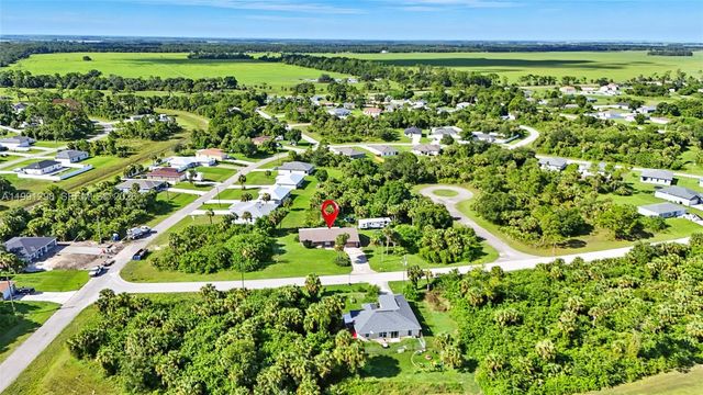 5006 pike ln, La Belle, FL 33935