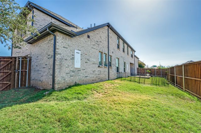 2076 Barx Drive, Little Elm, TX 75068