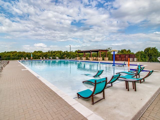 2076 Barx Drive, Little Elm, TX 75068