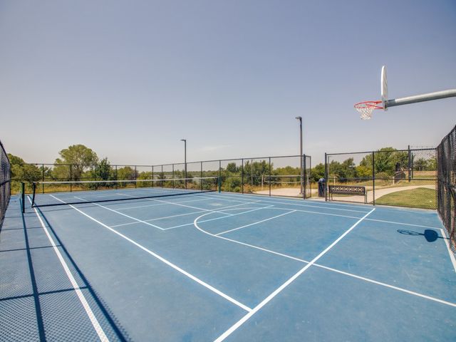 2076 Barx Drive, Little Elm, TX 75068