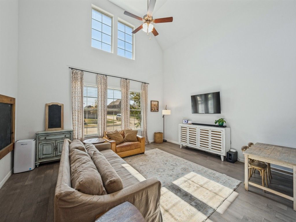2076 Barx Drive, Little Elm, TX 75068 — photo 3