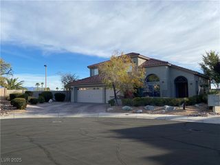 2216 Menifee Court, Las Vegas, NV 89134