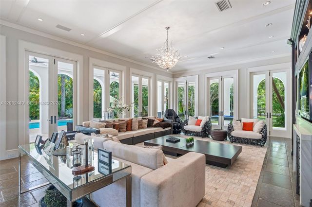 6201 Chapman Field Drive, Pinecrest, FL 33156
