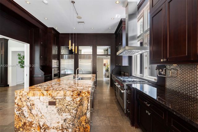 6201 Chapman Field Drive, Pinecrest, FL 33156