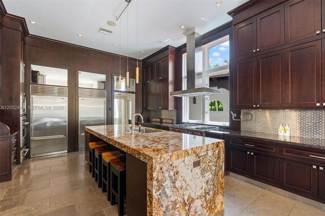6201 Chapman Field Drive, Pinecrest, FL 33156