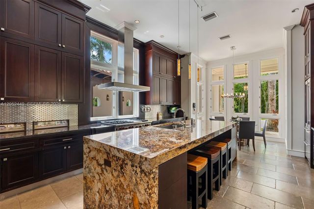 6201 Chapman Field Drive, Pinecrest, FL 33156