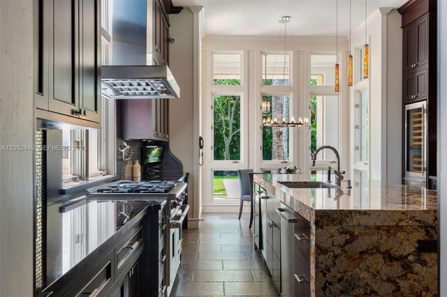 6201 Chapman Field Drive, Pinecrest, FL 33156