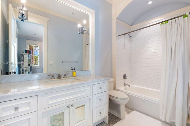 6201 Chapman Field Drive, Pinecrest, FL 33156