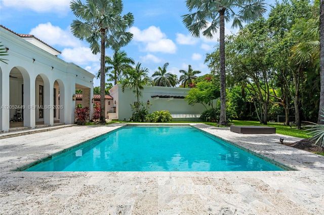 6201 Chapman Field Drive, Pinecrest, FL 33156
