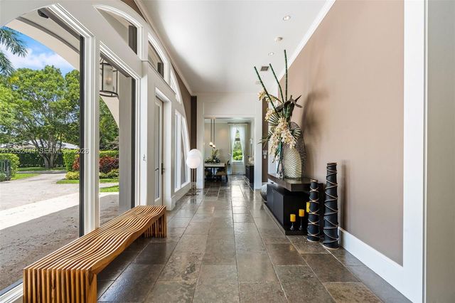 6201 Chapman Field Drive, Pinecrest, FL 33156