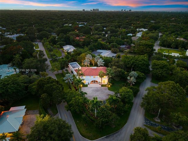 6201 Chapman Field Drive, Pinecrest, FL 33156