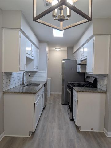 5102 Par CV B, Austin, TX 78744