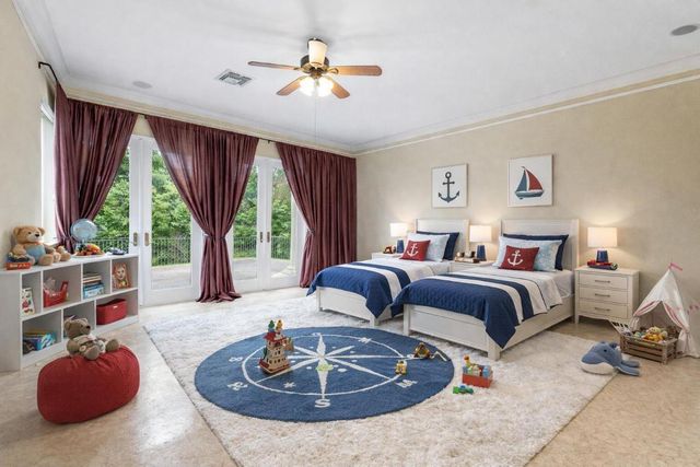 4255 Gleneagles Drive, Boynton Beach, FL 33436