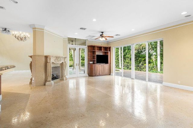 4255 Gleneagles Drive, Boynton Beach, FL 33436