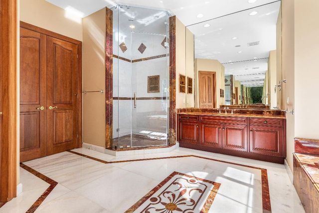 4255 Gleneagles Drive, Boynton Beach, FL 33436