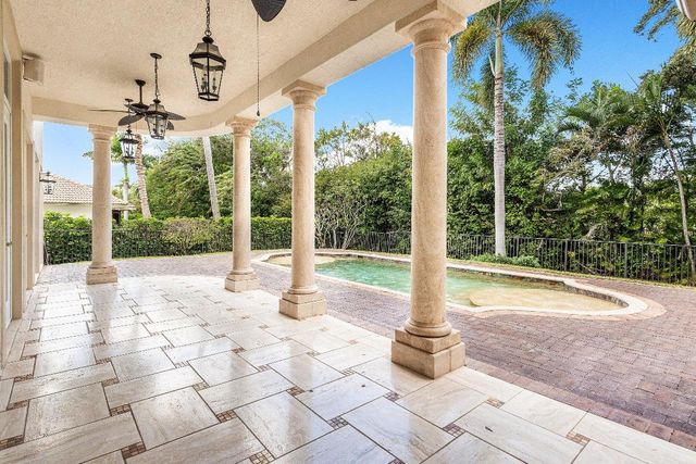 4255 Gleneagles Drive, Boynton Beach, FL 33436