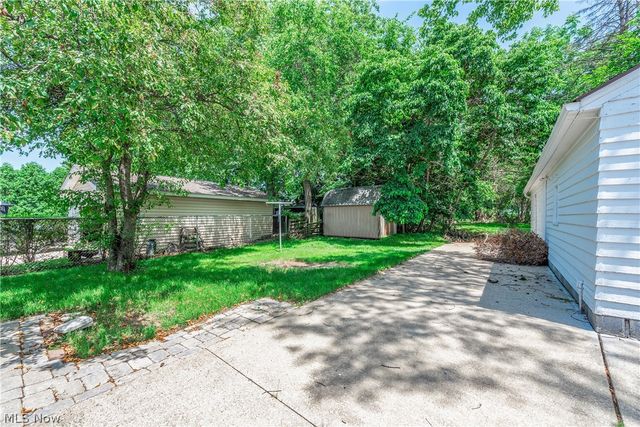 259 Jackson Street, Amherst, OH 44001