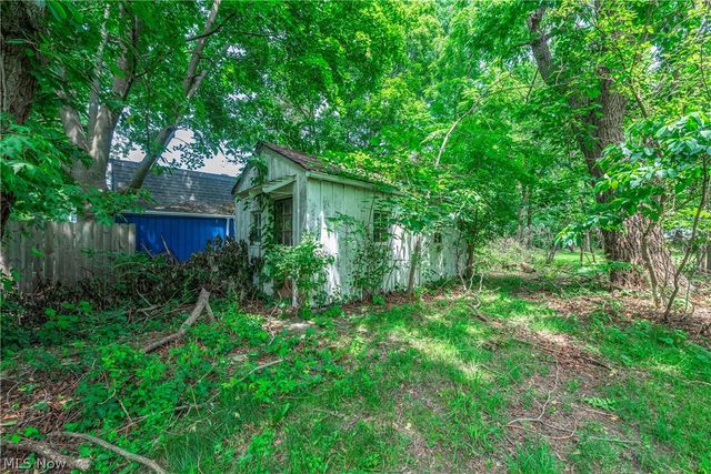 259 Jackson Street, Amherst, OH 44001