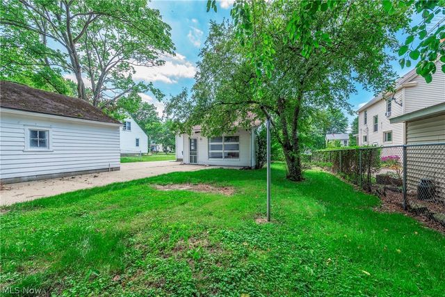 259 Jackson Street, Amherst, OH 44001