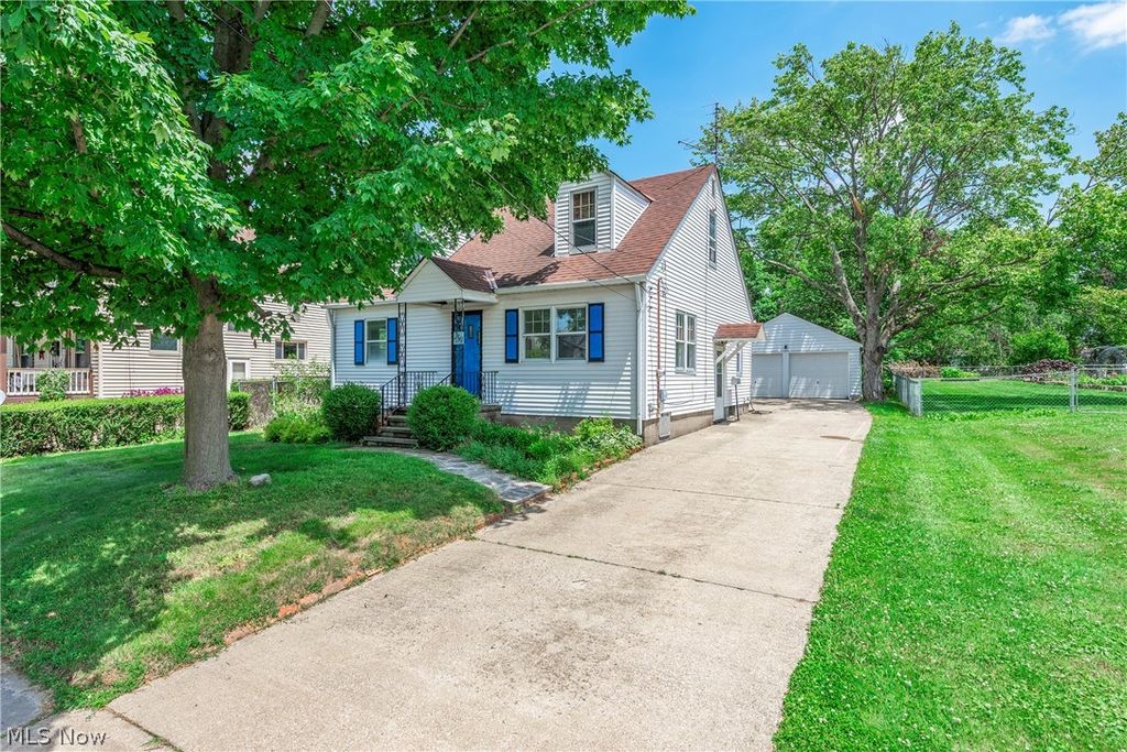259 Jackson Street, Amherst, OH 44001