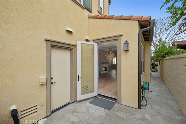 85 Passage, Irvine, CA 92603