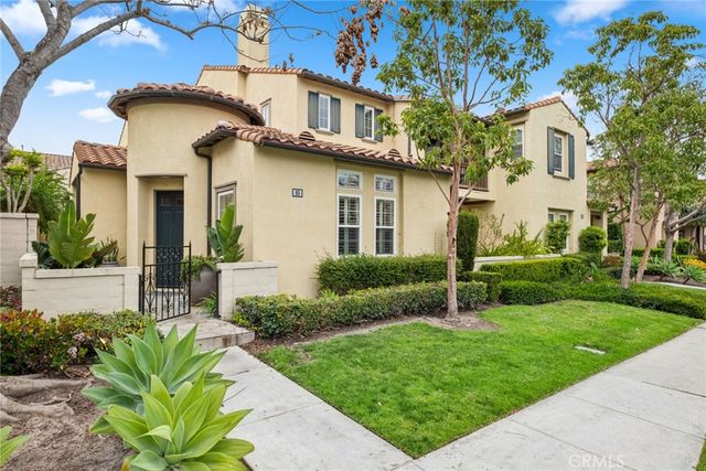 85 Passage, Irvine, CA 92603