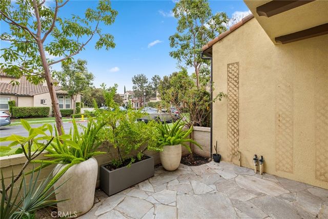 85 Passage, Irvine, CA 92603