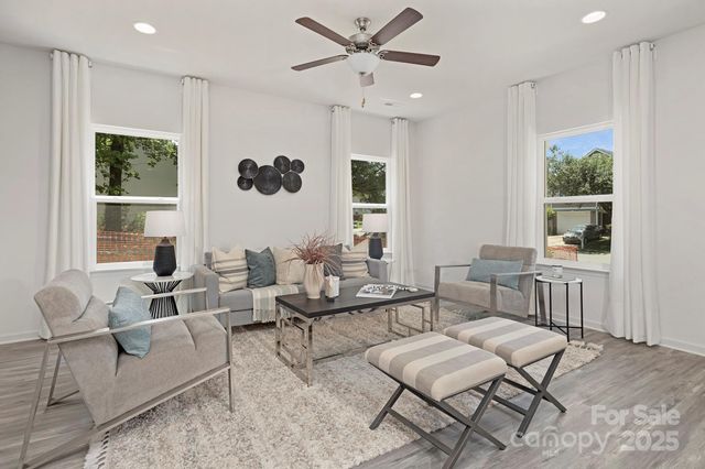 2723 Willow Street, Charlotte, NC 28208