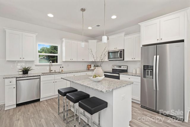 2723 Willow Street, Charlotte, NC 28208