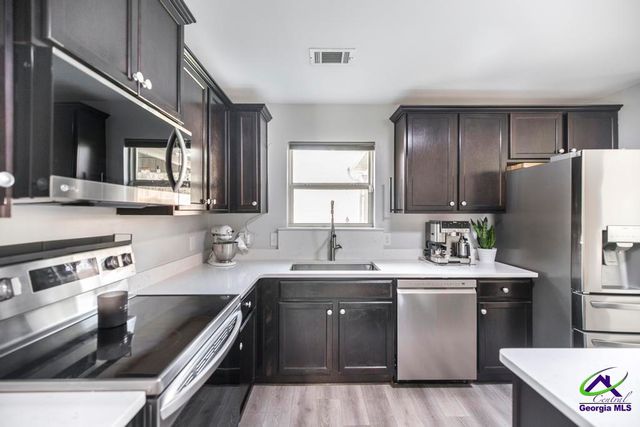 108 Amelia Drive, Byron, GA 31008