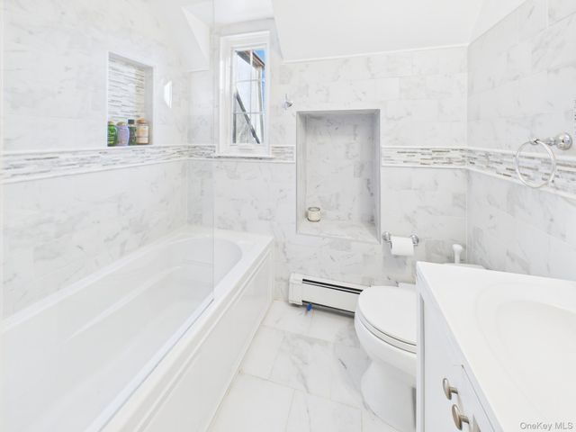 7 Avondale Road, Yonkers, NY 10710