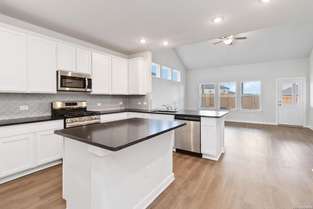 129 ALYSSA CV, San Antonio, TX 78253