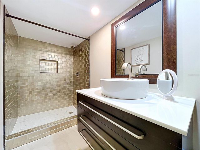 1653 SUNNYBROOK LANE, Clearwater, FL 33764