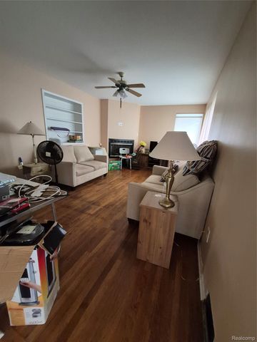 3498 W Walton Boulevard, Waterford Charter Township, MI 48329