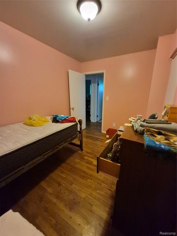 3498 W Walton Boulevard, Waterford Charter Township, MI 48329