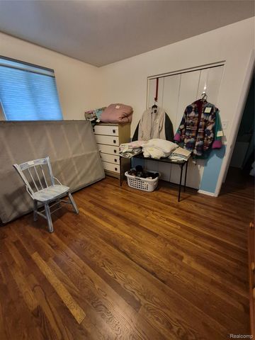 3498 W Walton Boulevard, Waterford Charter Township, MI 48329