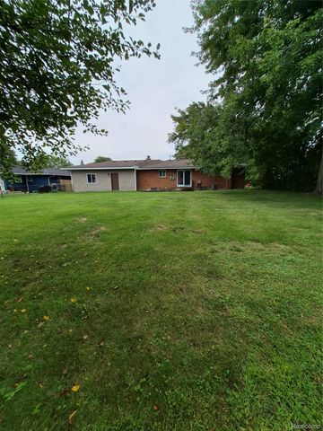 3498 W Walton Boulevard, Waterford Charter Township, MI 48329
