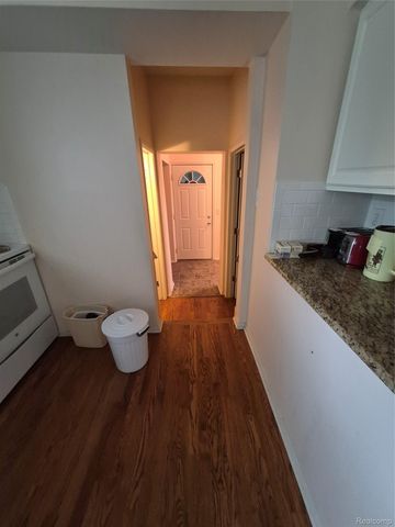 3498 W Walton Boulevard, Waterford Charter Township, MI 48329