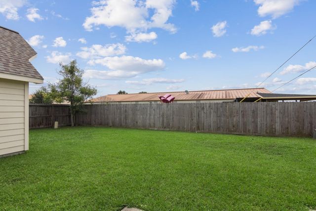 321 Josh Way, La Porte, TX 77571