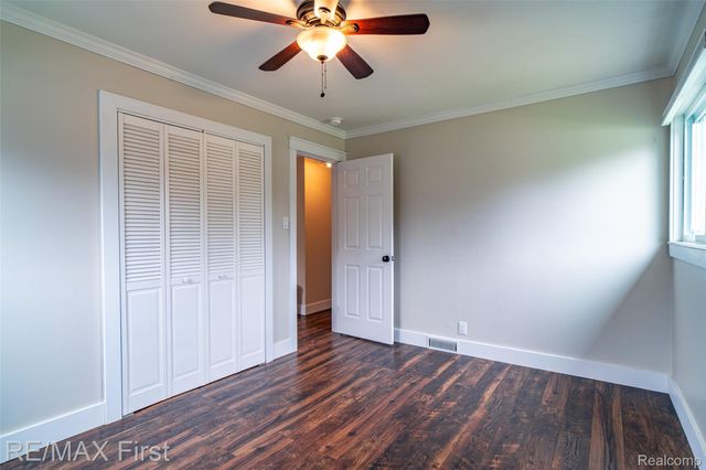 36361 Nitchun Street, Clinton Charter Township, MI 48035