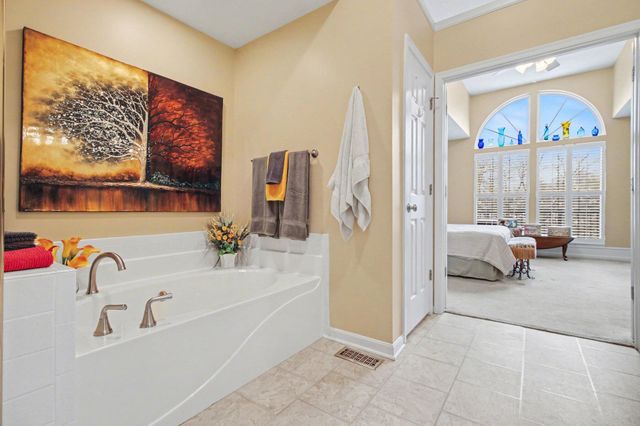 435 Springmill Drive, Cold Spring, KY 41076