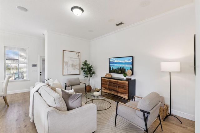 8235 SULSTON STREET, Orlando, FL 32827