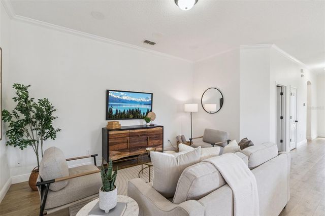 8235 SULSTON STREET, Orlando, FL 32827