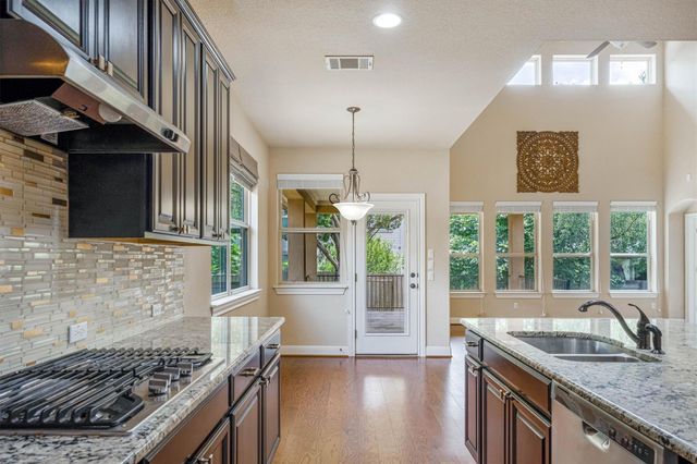5809 Viejo DR, Austin, TX 78738