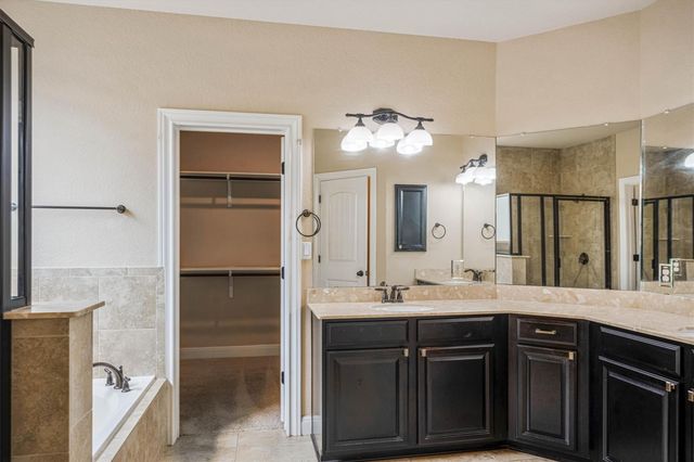5809 Viejo DR, Austin, TX 78738