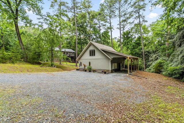 104 Tripp Road, Pittsboro, NC 27312
