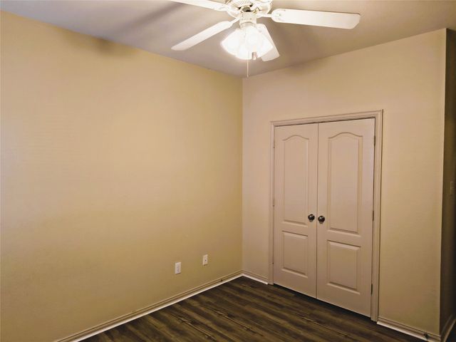 5725 Swords Drive, Fort Worth, TX 76137