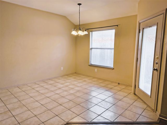5725 Swords Drive, Fort Worth, TX 76137
